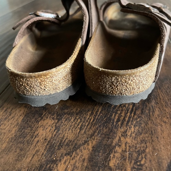 Sandals - Picture 2 of 5